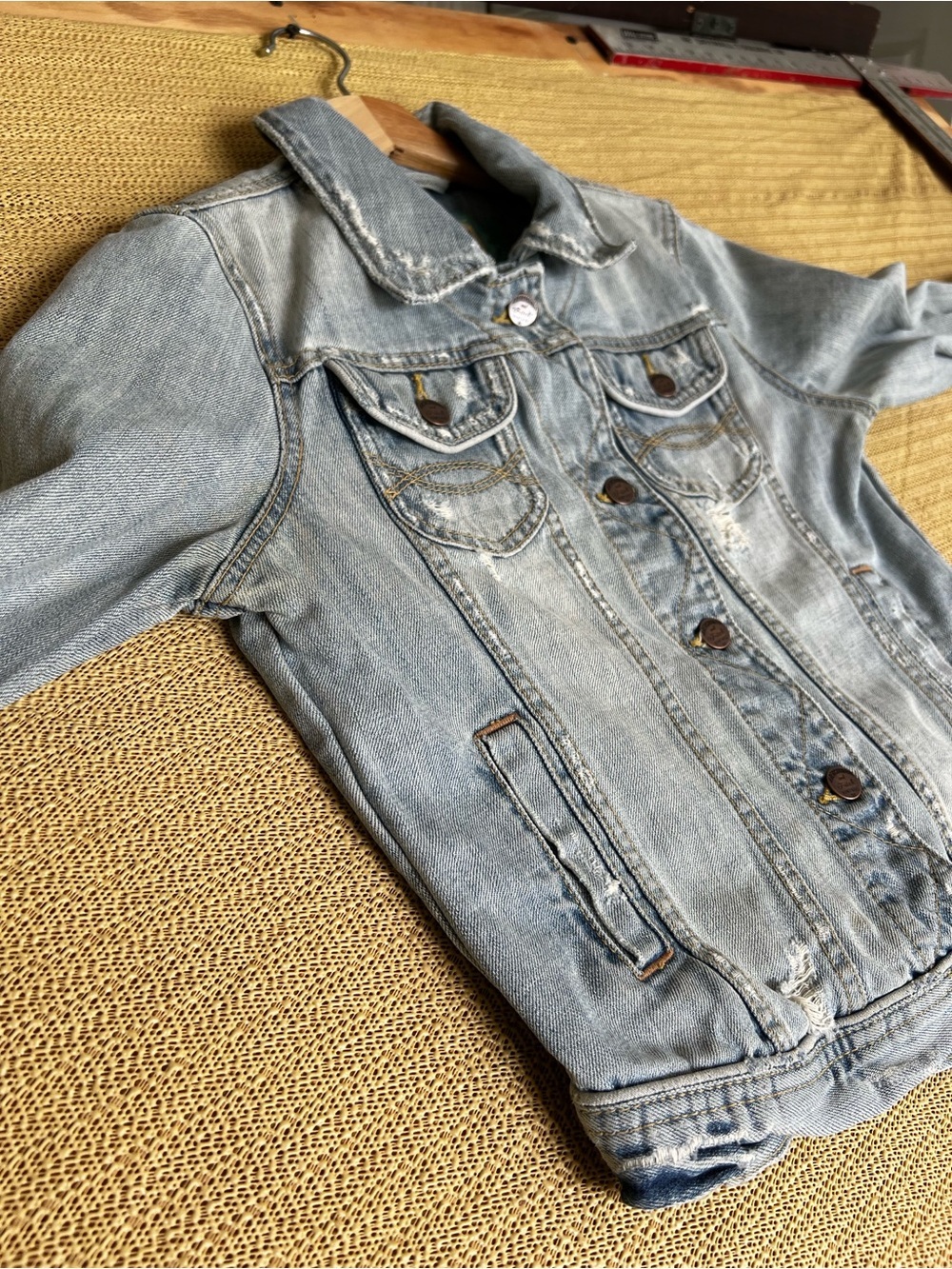 Abercrombie & Fitch Light Blue Distressed Denim Jacket 100% cotton - Picture 5 of 9